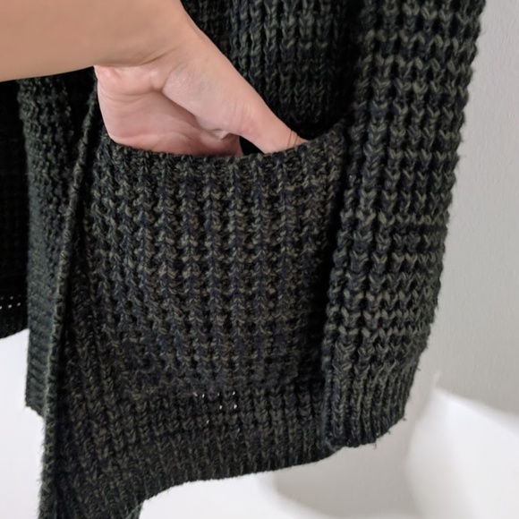 REVOLVE Manon Chunky Black Knit Open Cardigan - Picture 4 of 8